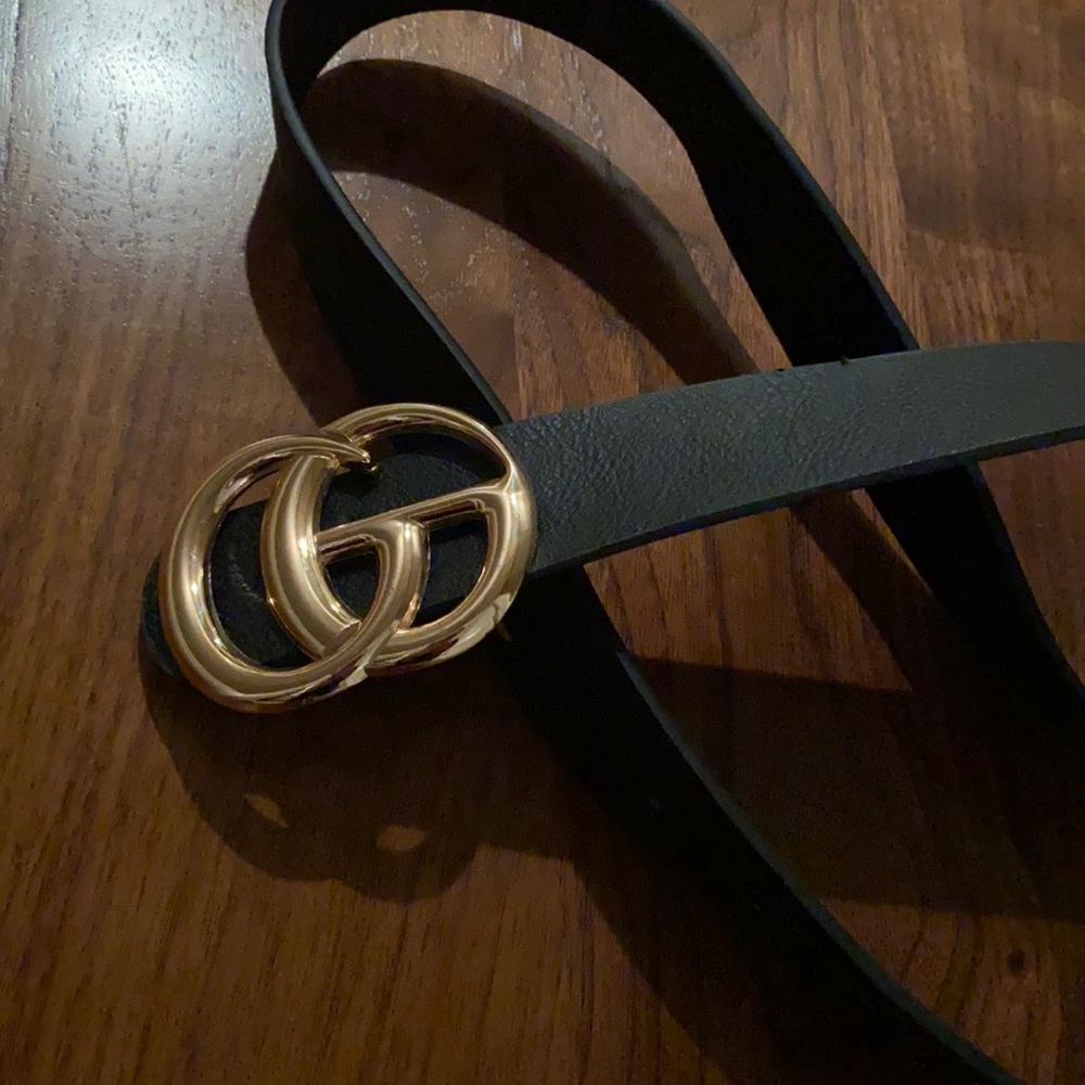 Black fake Gucci belt